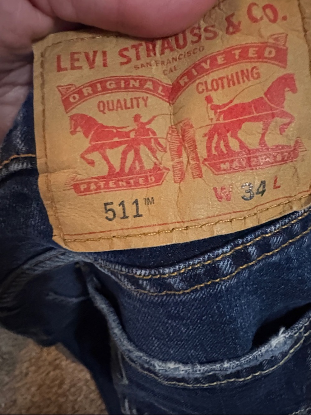 Levi's Men's Dark Blue Cutoff Denim Shorts with Back Patch - Picture 3 of 3